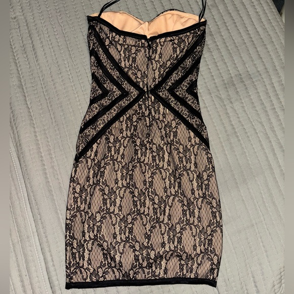 Forever 21 Lace Strapless black dress - Picture 4 of 6